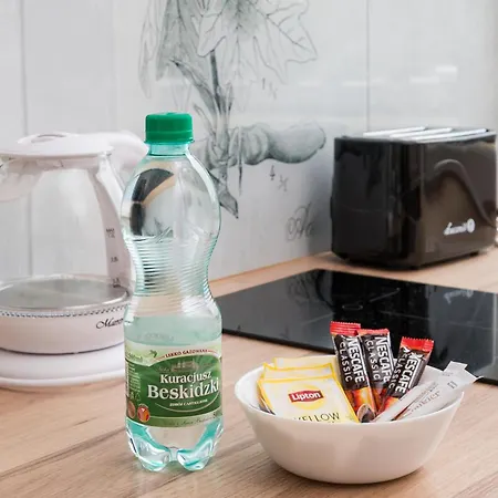 Embassy District By Bookinghost ורשה