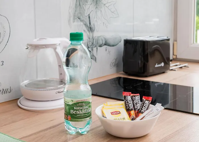 Embassy District By Bookinghost وارسو