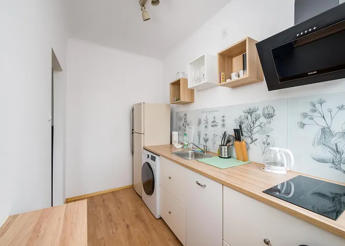 Embassy District By Bookinghost *