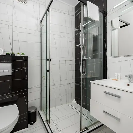 Embassy District By Bookinghost Varsó