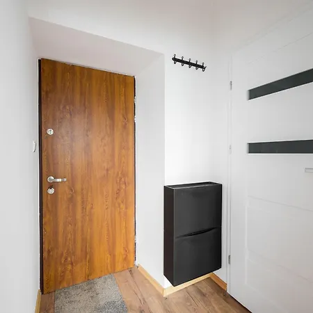 Embassy District By Bookinghost * Varsovie